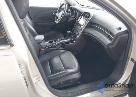 2015 Chevrolet Malibu 1Lz z USA, uszkodzony, nr VIN 1G11F5SL6FF322955